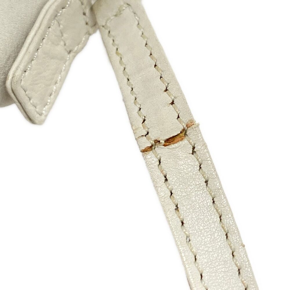 Chanel Diamond Stitch Shoulder Bag - Picture 15 of 15